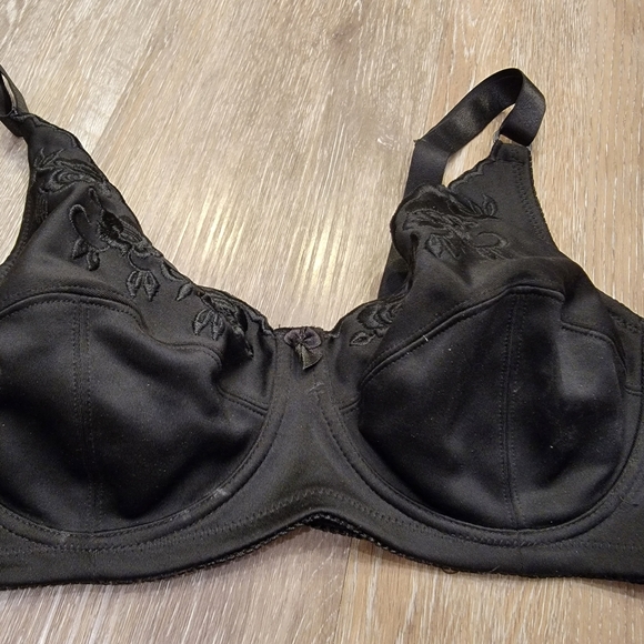 💝3/20$ Black bra 40C - Picture 2 of 3